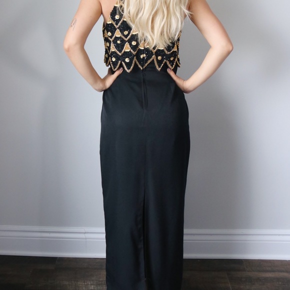 Black & gold glamorous vintage sequined gown - Picture 6 of 7